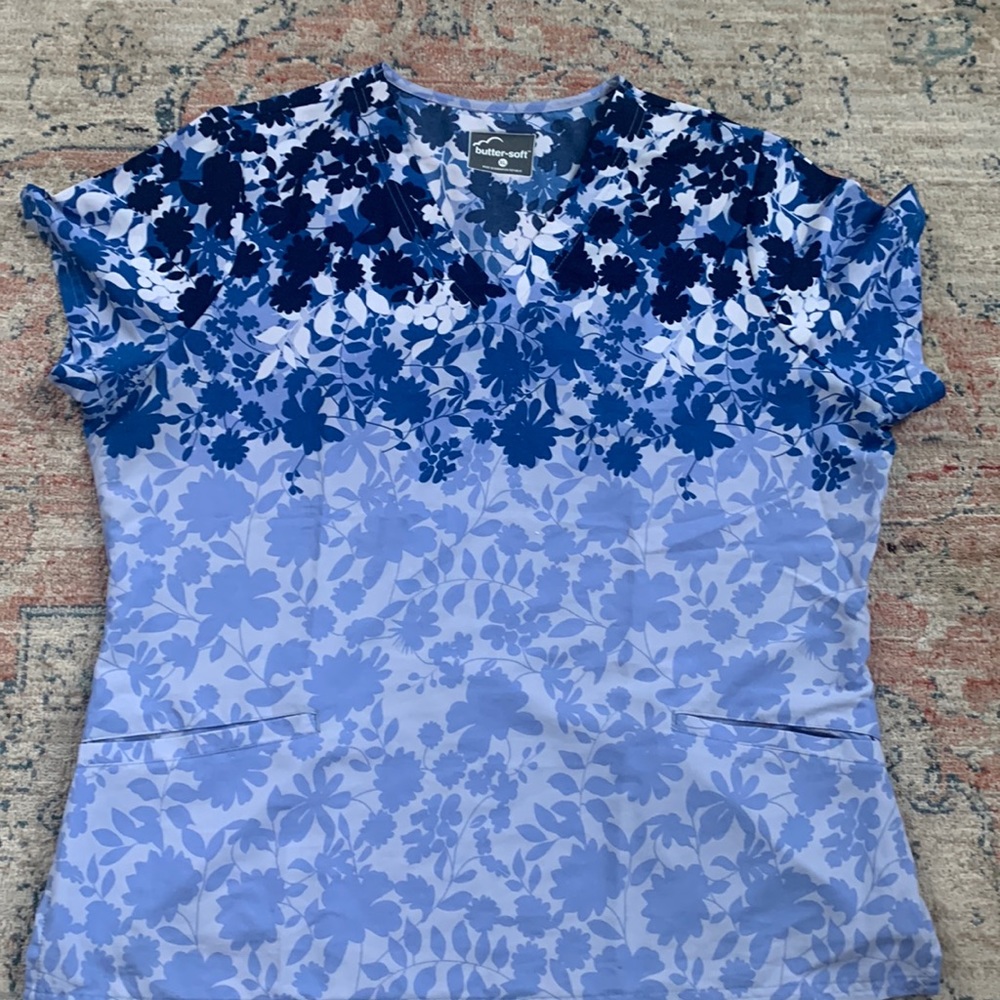 Butter soft scrub top